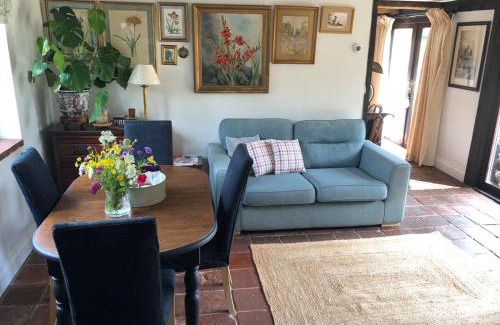 Foxley House | The Old Workhouse Paddocks