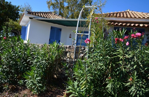 Aipeia House | The Olive Houses Karsten Bungalow