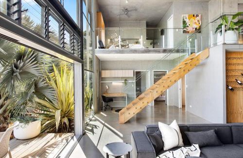 Yaroomba House | The Opal at Coolum - Mountain and Ocean Views