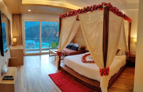 Old Manali Resort | The Orchard Greens Resort - A Centrally Heated Property