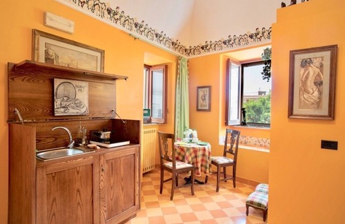 Meta House | The Orchid Corner Guesthouse 🇮🇹