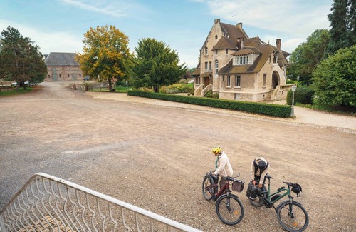 Guise Cottage | The Original, in the countryside and at Guise!