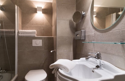 Cavaillon Hotel | The Originals Boutique, Hôtel du Parc