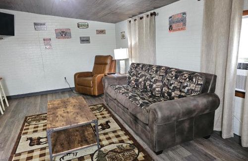 Hillsboro House | The Outdoorsman