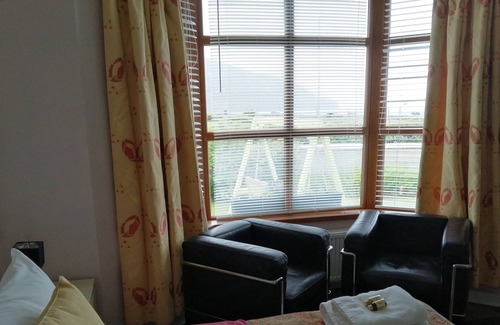 Rostrevor Bed & Breakfast | The Oystercatcher