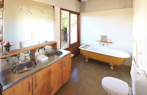 Onetangi House | The Pah | Stay Waiheke