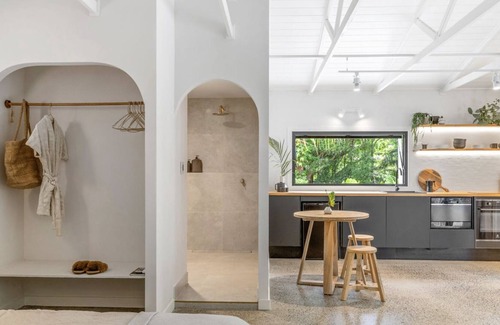 Bangalow House | The Palms - 5 min Walk to Bangalow Village