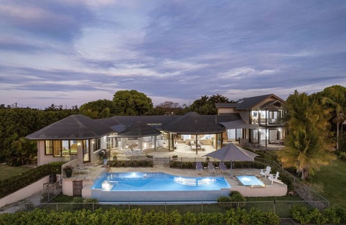 Palmers Island House | The Palms Yamba - Private luxurious riverfront estate!