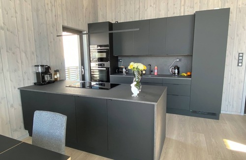 Møre og Romsdal Ski Chalet | The Panoramic Chalet. A perfect base for exploring the world-famous fjords