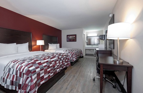 Fort Smith Hotel | The Parker Lodge