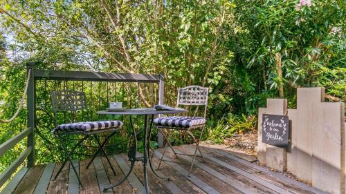 Pretty Beach Central Coast House | 'The Pelicans Nest at Pretty Beach' by HolidayCo