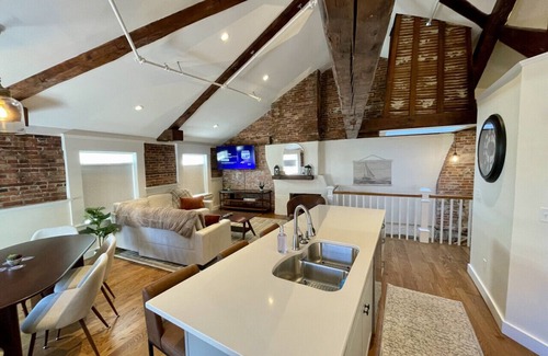 Portsmouth Apartment | The Penthouse at Penhallow