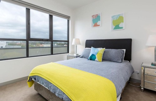Mornington House | THE PENTHOUSE - MORNINGTON