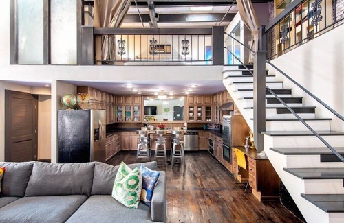 Downtown Nashville Condo | The Penthouse*Walk to Broadway* PrintersAlleyLofts
