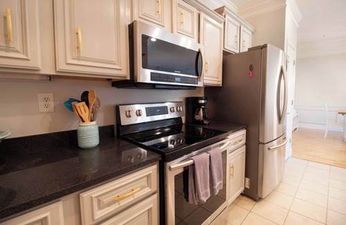 Charleston Condo | The Perfect 30 Day Escape! ~ My Getaway Home