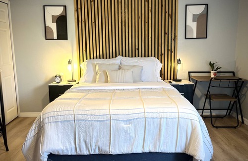 Jacarandas Apartment | The perfect blend of comfort and convenience in our cozy studio apartment