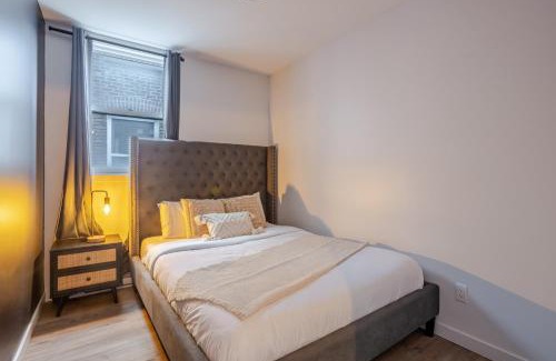Plateau Mont Royal Apartment | The Perfect Downtown Hideaway