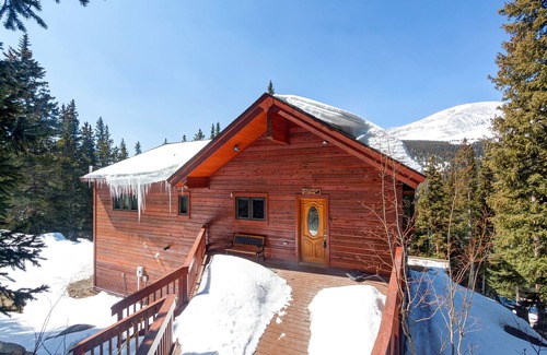 Alma House | The Perfect Mountain Getaway!