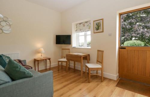Usk House | The Pheasant One