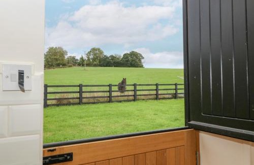 Usk House | The Pheasant One
