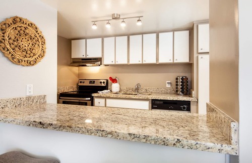 Arcadia Apartment | The Phoenix Nest at Arcadia, Hidden Gem: Multi $ Hood in Arcadia