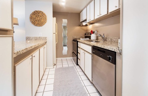 Arcadia Apartment | The Phoenix Nest at Arcadia, Hidden Gem: Multi $ Hood in Arcadia