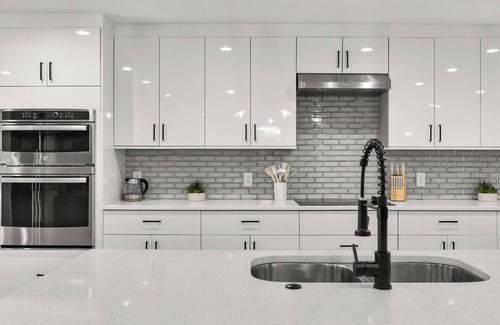 Orlando Villa | The Pine Meadows Retreat with Pool, Games, and Grill!