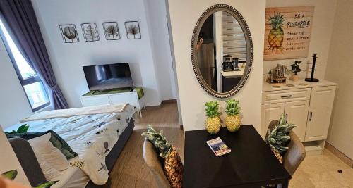 Pudu Apartment | The Pineapple Jr Suite with Gorgeous Pools