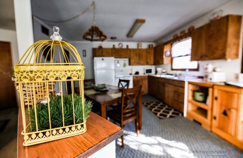 Newcastle Hotel | The Pines Country Inn