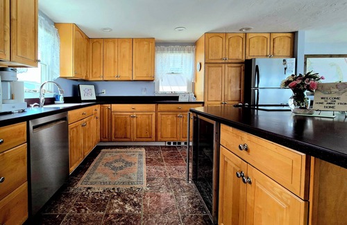 Plymouth House | The Pleasant View | Oceanfront Bliss Awaits