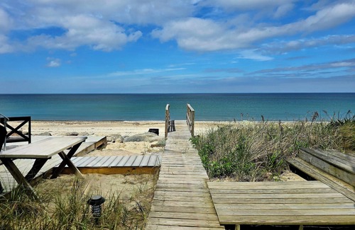 Plymouth House | The Pleasant View | Oceanfront Bliss Awaits