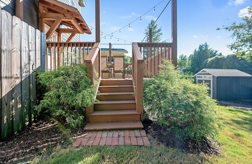 Southeast Raleigh House | The Pluma: Chic & Cozy near DT
