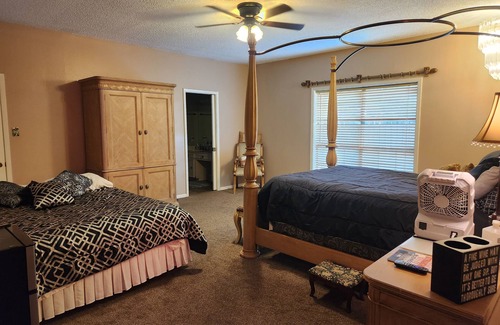 Ruston Apartment | The Ponder House Suite A Qn Beds with private bath. We hve add'l rms available.