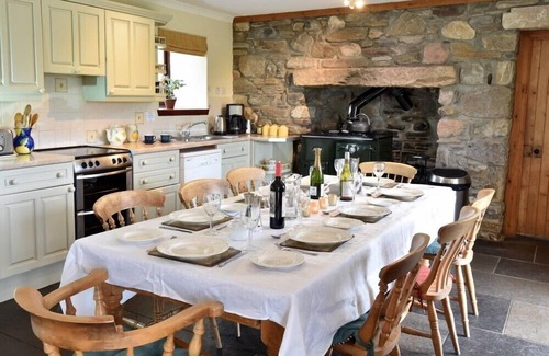 Woodend Cottage | THE PRESS HOUSE, pet friendly, with a garden in Carrbridge