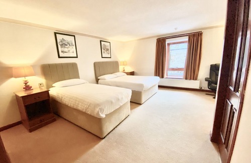 Marybank Hotel | The Priory Hotel