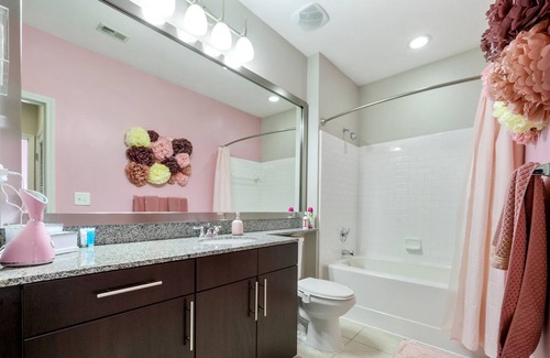 Dunwoody Apartment | The Prissy Experience Content Loft