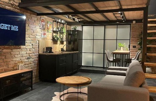 Fagaras Apartment | The Public Aparthotel 2