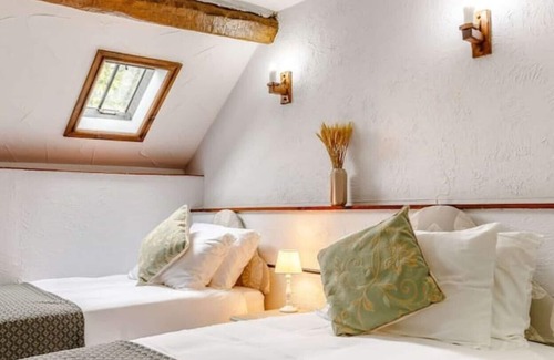 Froghall Cottage | The Pump House - 2 bedroomed barn conversion