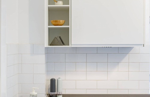 Old Town Apartment | The QUEEN's Designer Apartment by Cadiz4Rentals