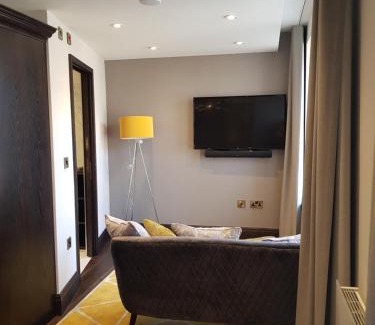 Ilkley Apartment | The Queens Head, Parkside apartment 3