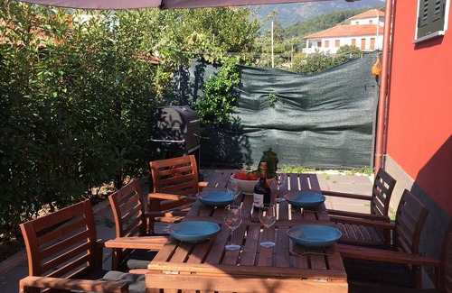 Aurigo House | The red cottage - the red cottage CIN: IT008005B5VRTUW3RH