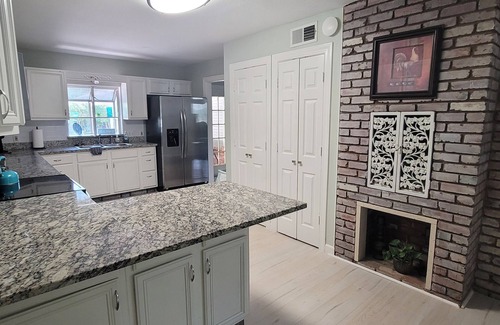 Richland Hills House | The Red Hen: Staycation! Swimming, Man Cave, Atari