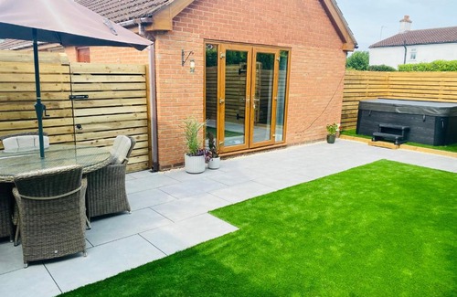Woodborough House | The Red Lodge Annexe