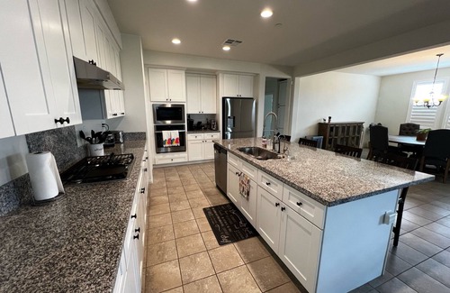 Redlands House | The Redlands Oasis