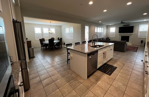 Redlands House | The Redlands Oasis