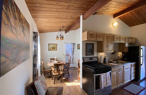 Lodge Hill House | The Redwood Hearts Cottage in Cambria