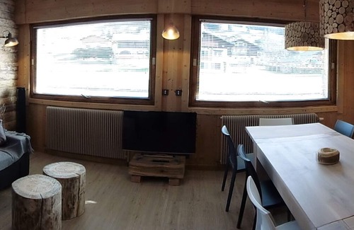 Crest-Voland Apartment | The Refuge de l'Eterlou in the center of the village, 100m from the slopes!
