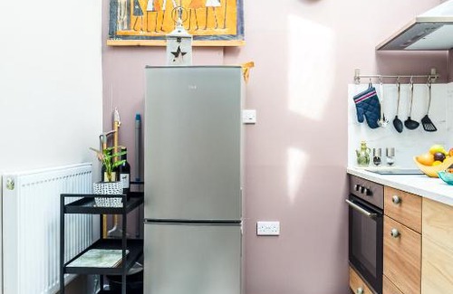 Pontcanna Apartment | The Regency Studio at 82 Cathedral