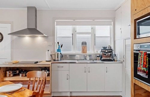 Mount Maunganui Cottage | The Remodelling Room - Mount Maunganui Cottage