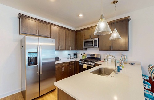 Rehoboth Beach Condo | The Residences at Rehoboth Bay condo w/community pool and patio